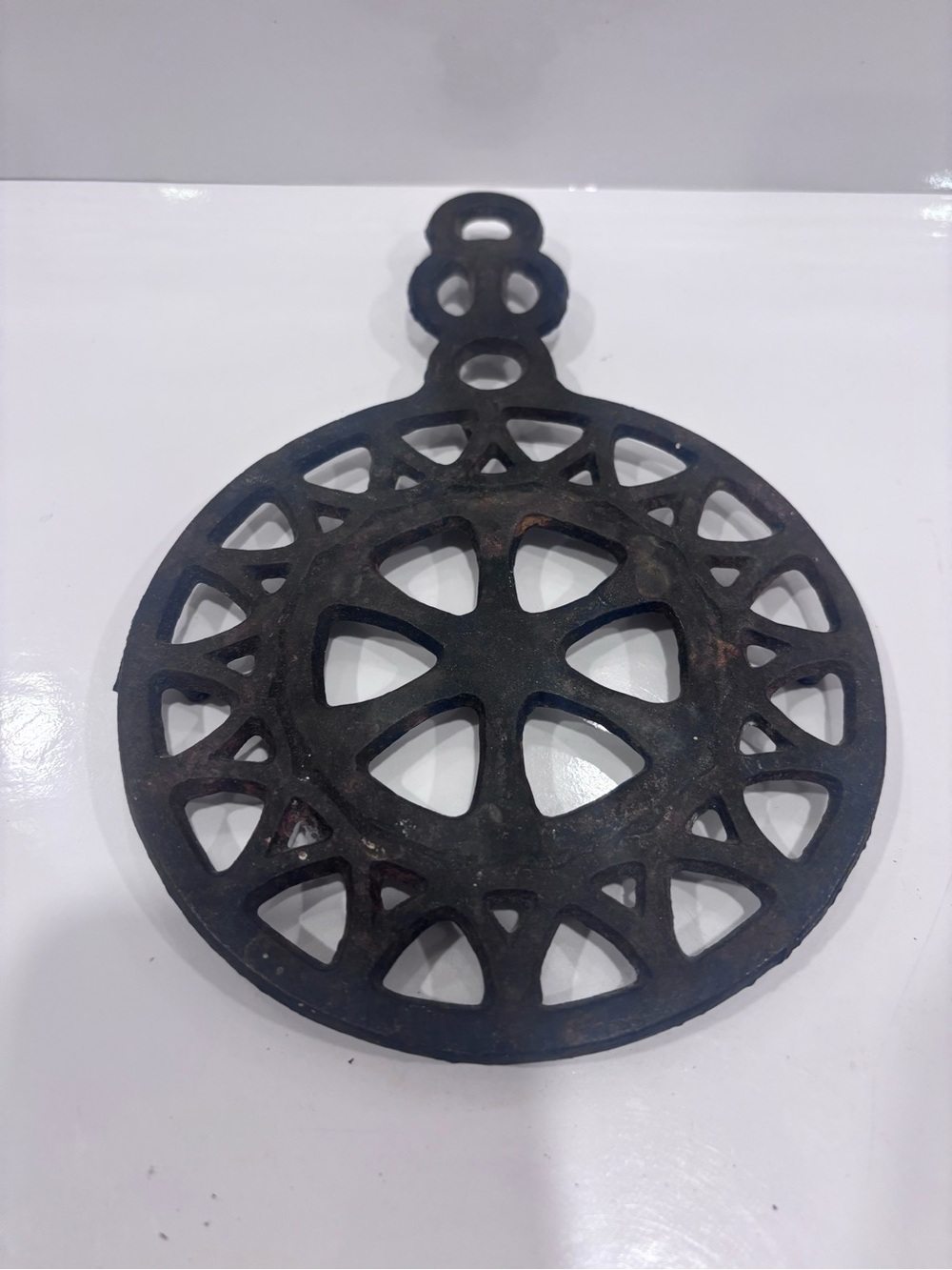 Vintage Cast Iron Sad Iron Trivet Stand Taiwan 8” Ornate Primitive Kitchen Decor